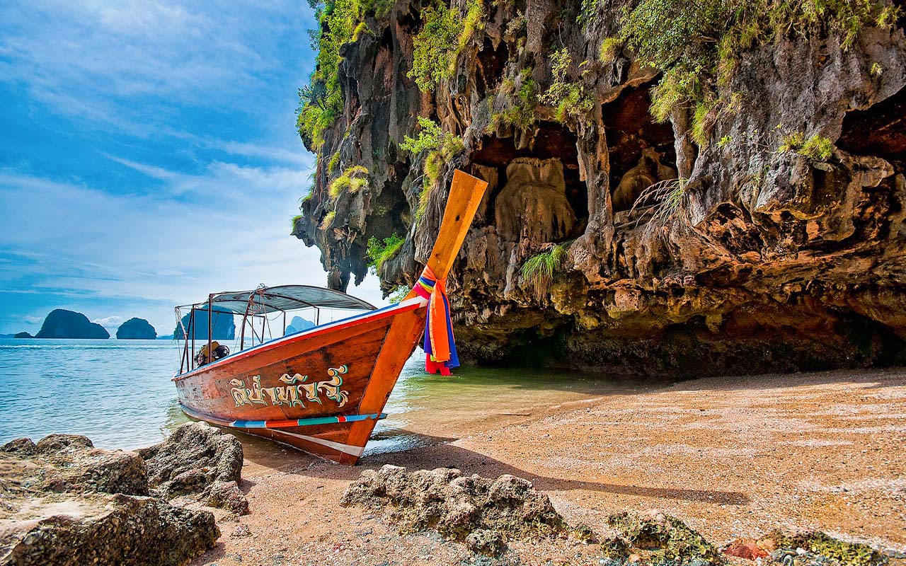 Explore Bangkok, Pattaya & Phi Phi Islands