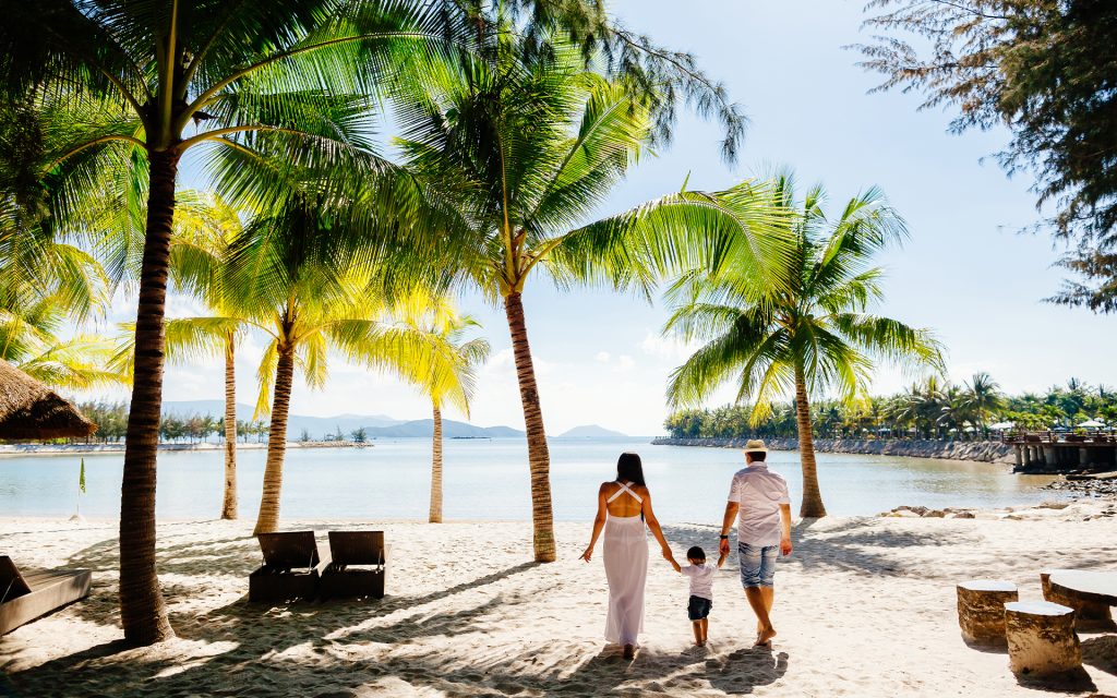 Vietnam Vacation: 15 Days from South to North