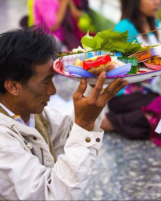 Shin Mar Le Pagoda Festival