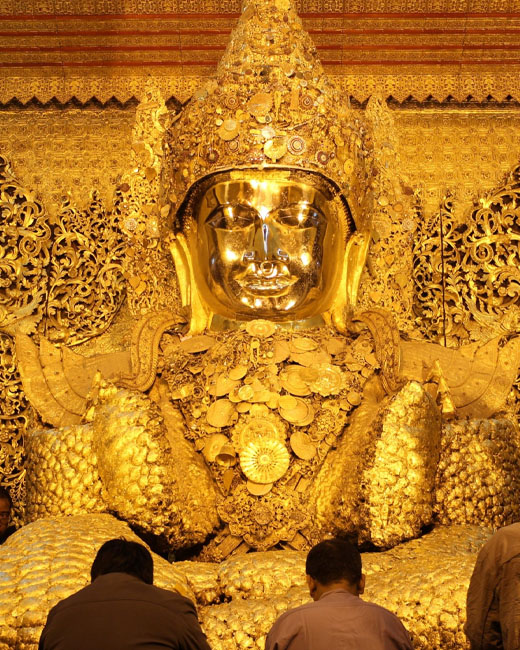 Mahamuni Pagoda Festival