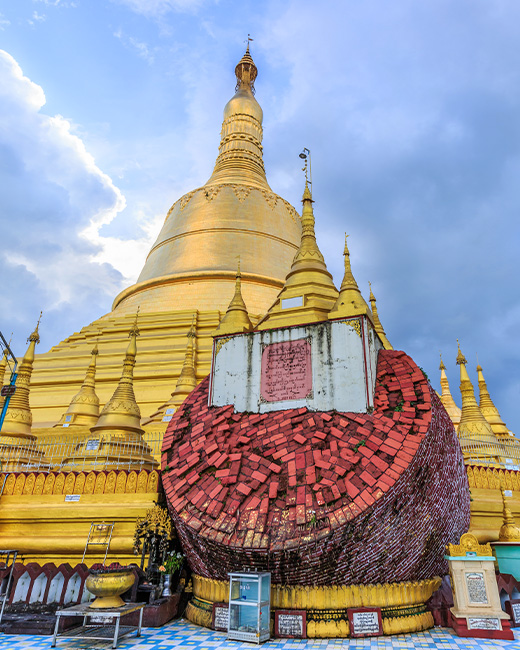 Shwemawdaw Pagoda Festival